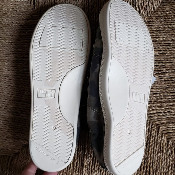 NWT Sneakers - Picture 4 of 7